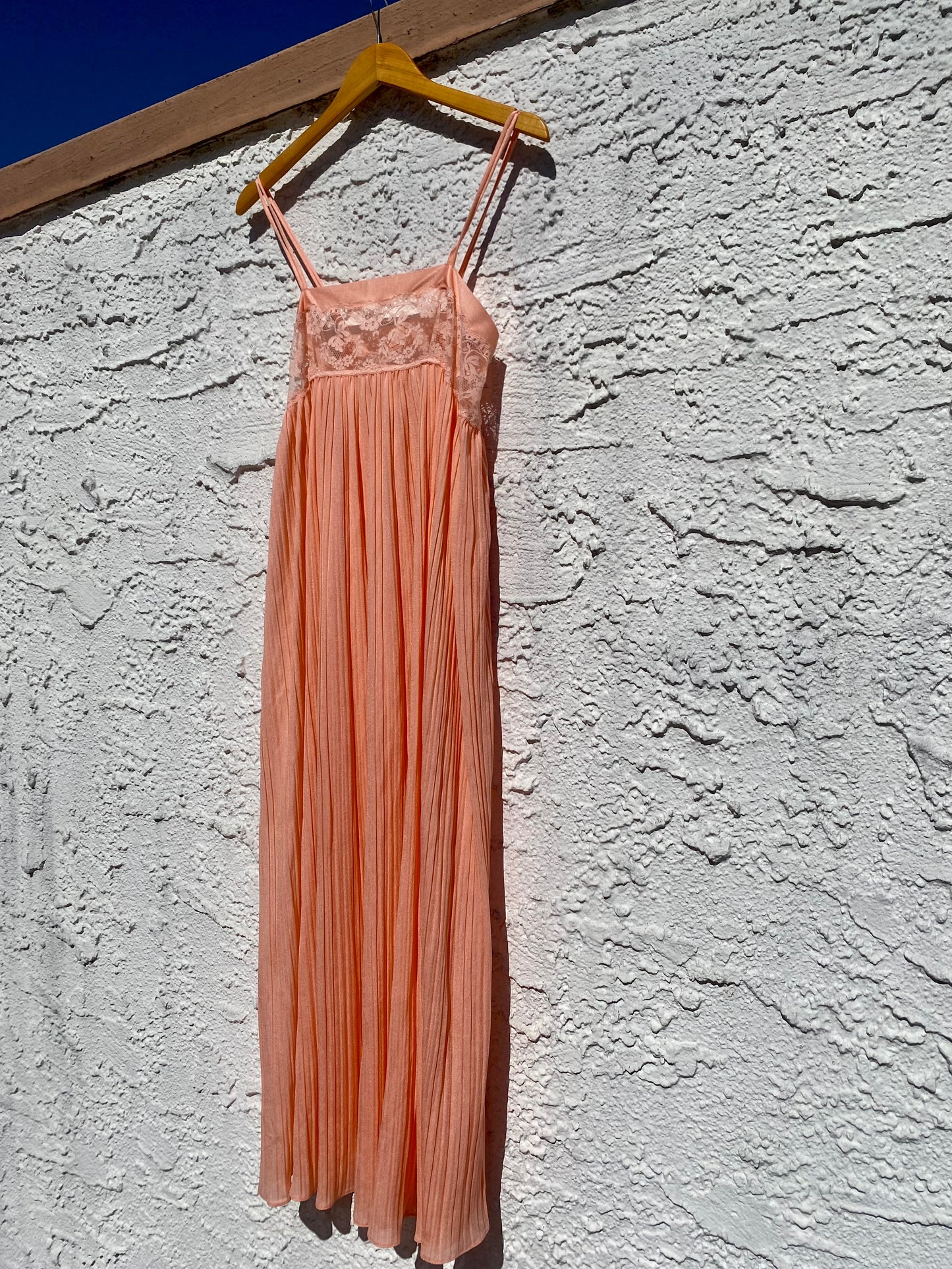 Vintage Coral Peach Pleated Lounge Dress