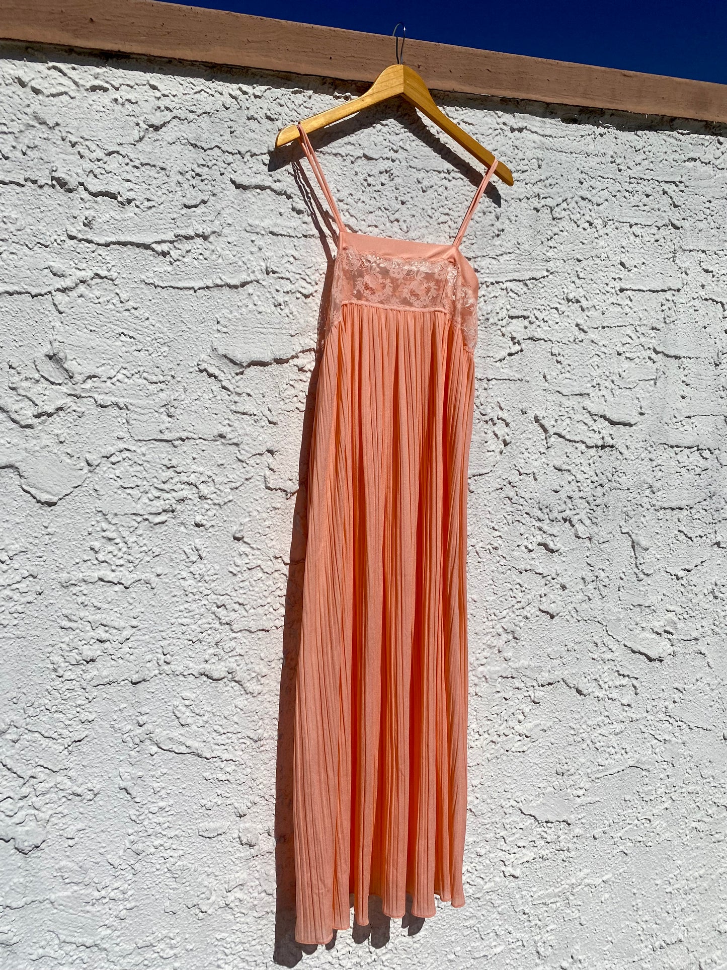 Vintage Coral Peach Pleated Lounge Dress